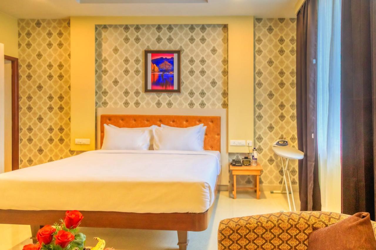 Hotel Royal Grande Vellore Exterior foto